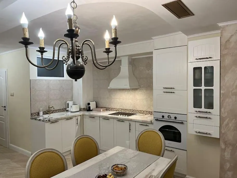 Ellie Soe Apartment Free Parking 5 Min To Metro Sofia