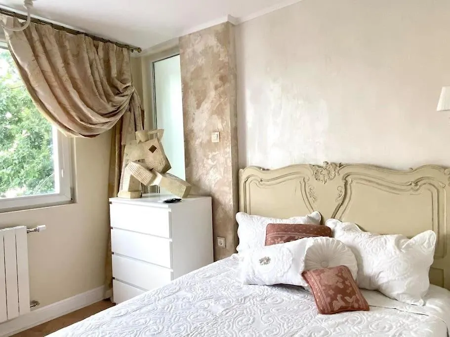 Ellie Soe Apartment Free Parking 5 Min To Metro Sofia