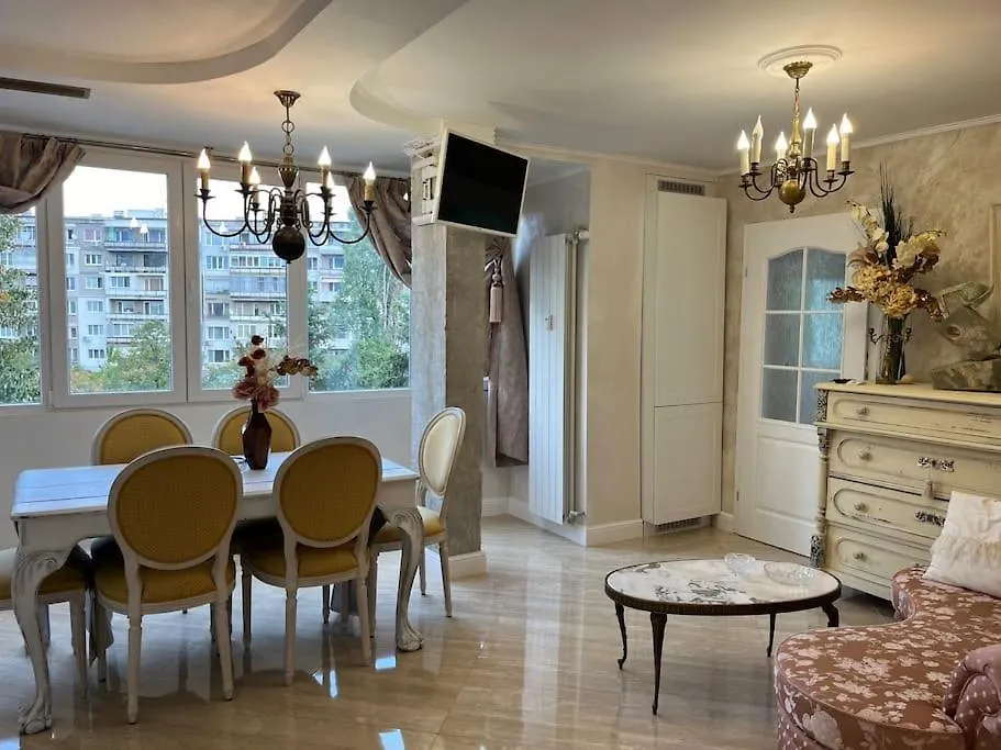 Ellie Soe Apartment Free Parking 5 Min To Metro Sofia